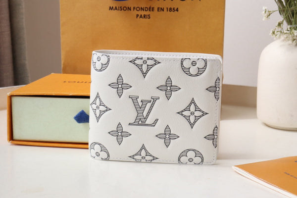LV Multiple Wallet White Black Monogram Cowhide 248063