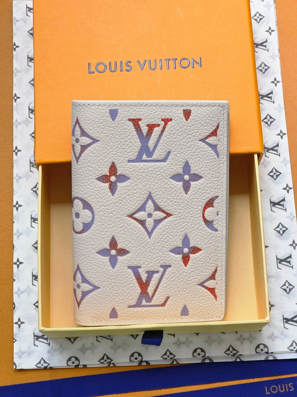 LV M25917 Passport Cover Dream Beige Embossed Grained Cowhide