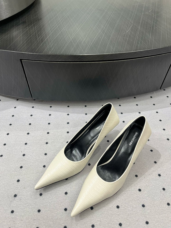 CLASSIC PUMPS 65MM IN CREAM LIZARD PATTERN CALFSKIN