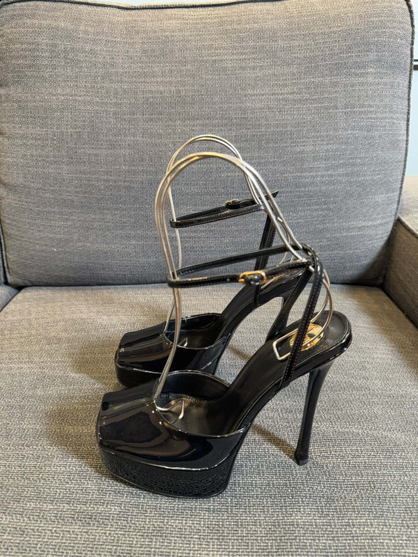 LA SCANDALE PLATFORM SANDALS IN BLACK GLOSSY CALFSKIN