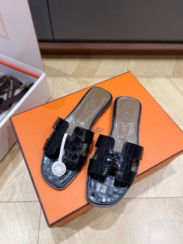 HM 25 Oran sandal Leather 245711