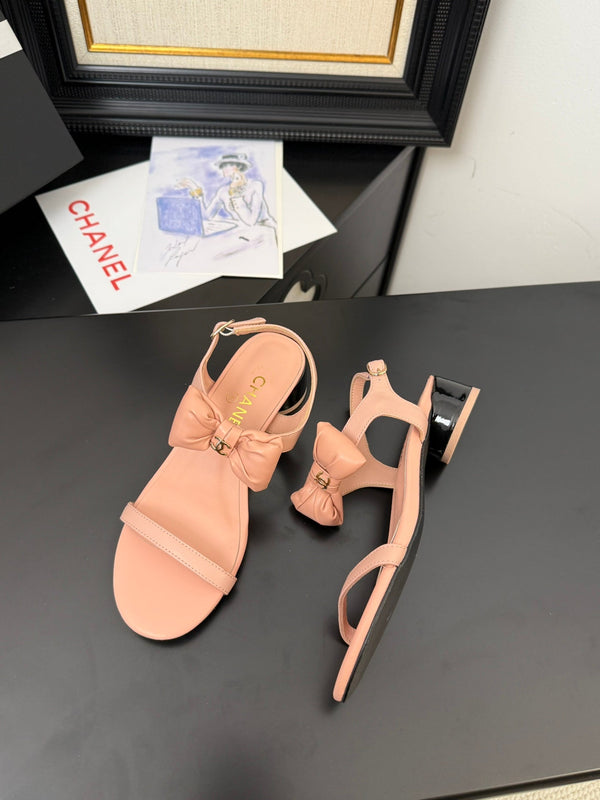 CC 25 Bow Attached Sandals Pink Sheepskin 233420