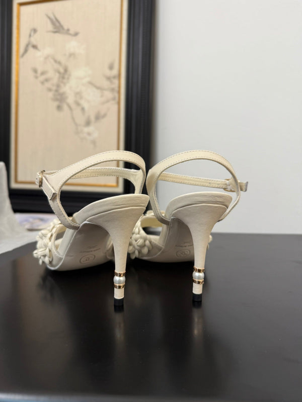 CC 25 Slingback White Lambskin 233399