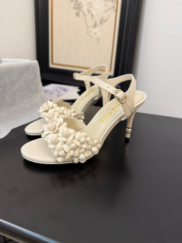 CC 25 Slingback White Lambskin 233399