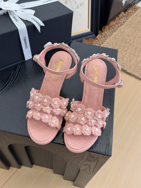 CC 25 Pearl Slingback Pink Sheepskin 252288