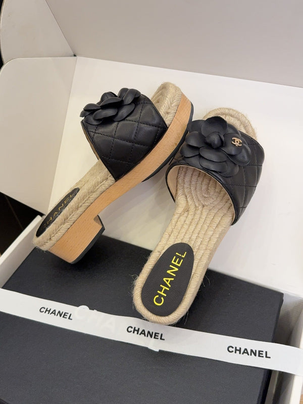 CC 25 Camellia 40 Mule Pelle Nera e Espadrillas Mix Suola in Legno 277720 