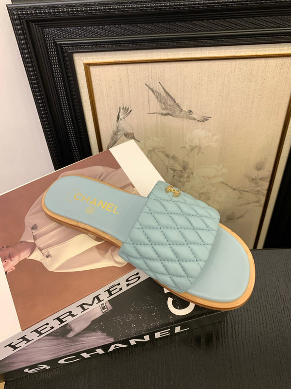 CC 25 Mule Sky Blue Montone 277681 