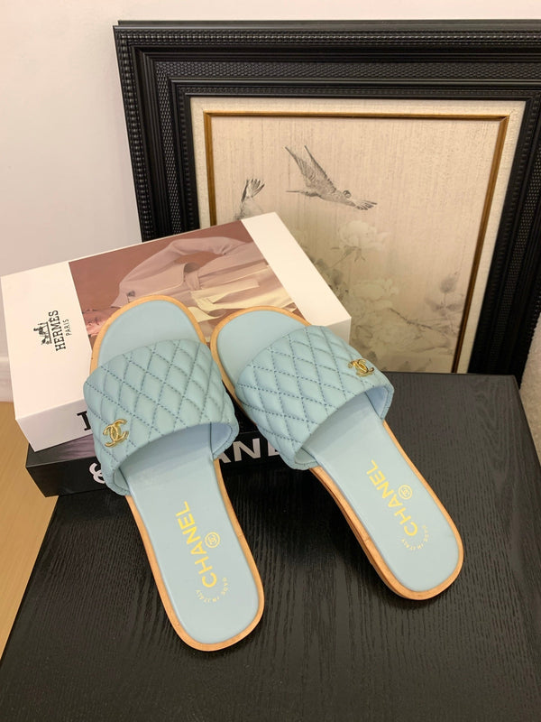 CC 25 Mule Sky Blue Montone 277681 