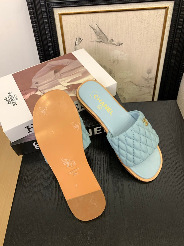 CC 25 Mule Sky Blue Montone 277681 