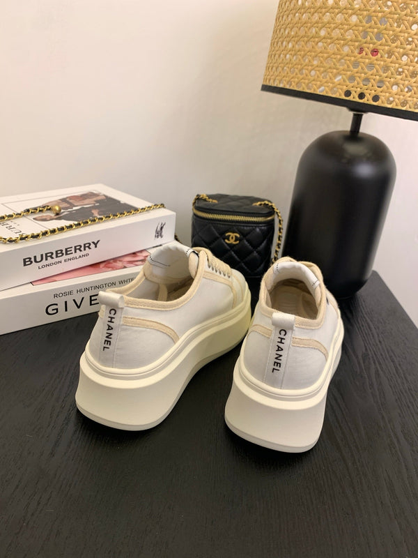CC25 Sneaker White Beige Canvas 288783