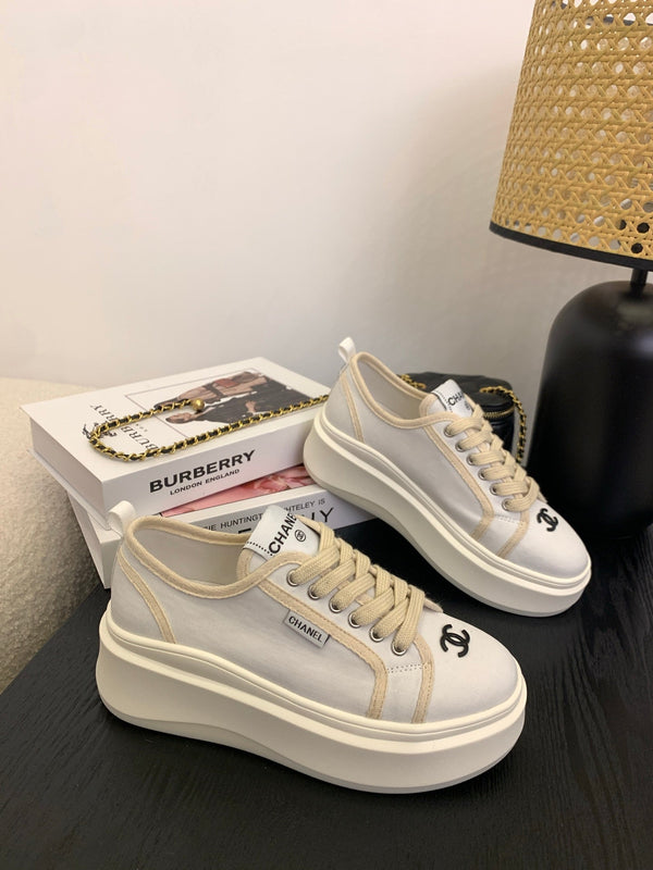 CC25 Sneaker White Beige Canvas 288783