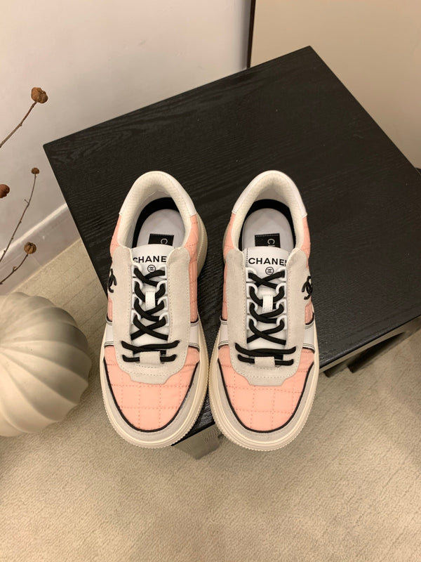 CC Alexander McQueen Sneakers Pink Gray Black Leather and Ceiling Fabric 537192