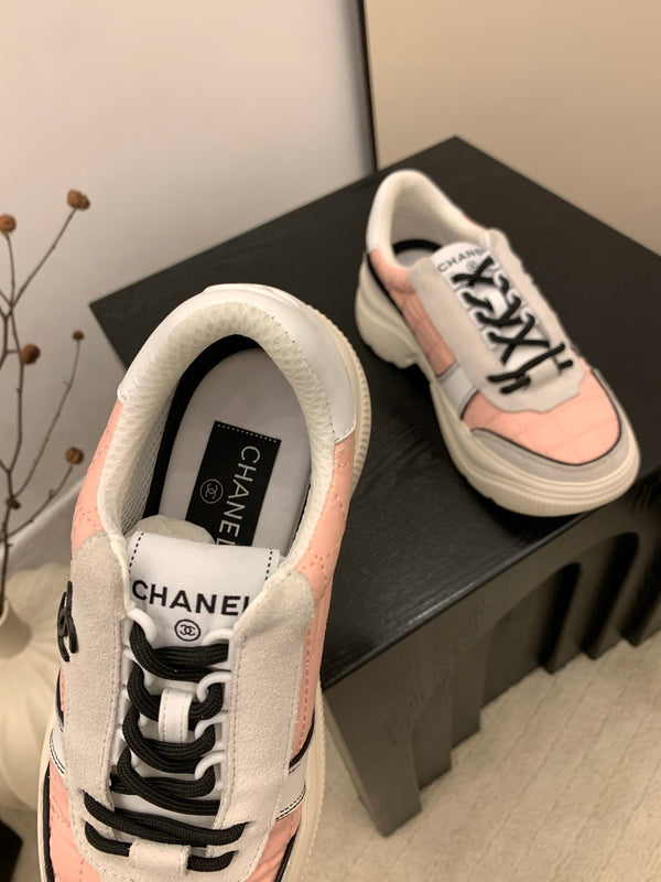 CC Alexander McQueen Sneakers Pink Gray Black Leather and Ceiling Fabric 537192