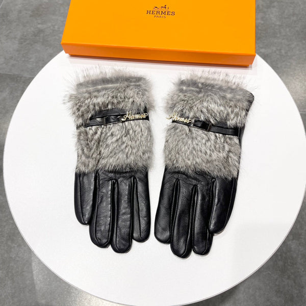 GUANTI TOUCHSCREEN IN PELLE DI AGNELLO NERA E PELLICCIA DI VOLPE 165012