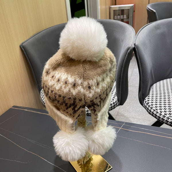 BEANIE HAT IN COLORFUL WOOL 394007