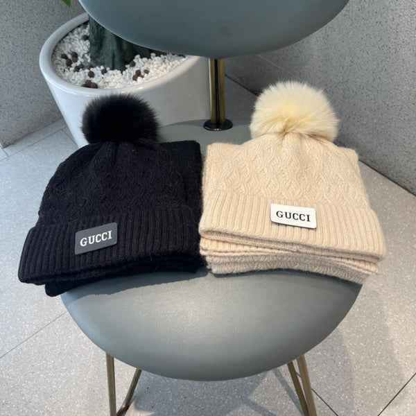 SET SCIARPA E CAPPELLO IN LANA NERA E PELLICCIA DI VOLPE 420833