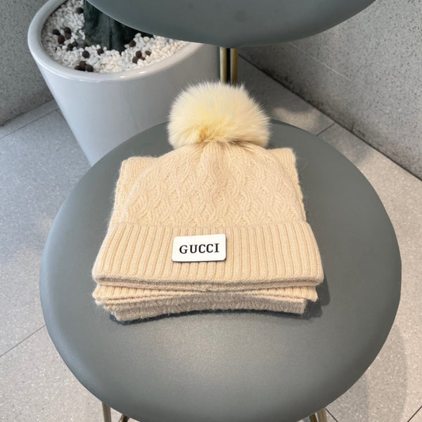 SET SCIARPA E CAPPELLO IN LANA TOSCANA BEIGE E PELLICCIA DI VOLPE 420834 