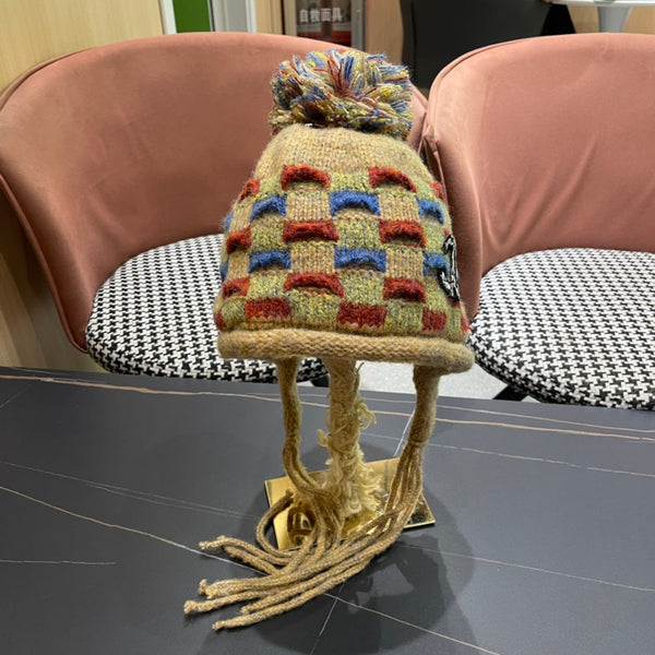 CAPPELLO IN LANA LAVORATA A MAGLIA COLORATO 425765 