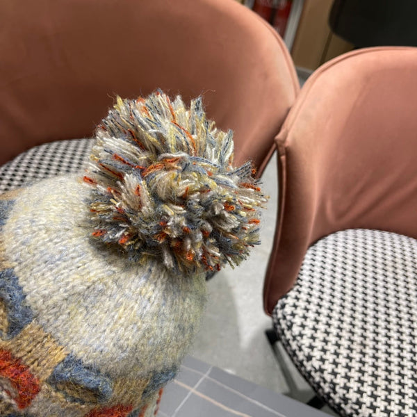 KNITTED WOOL HAT COLORFUL 425766