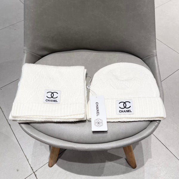 SET BERRETTO E SCIARPA BIANCO 427885 