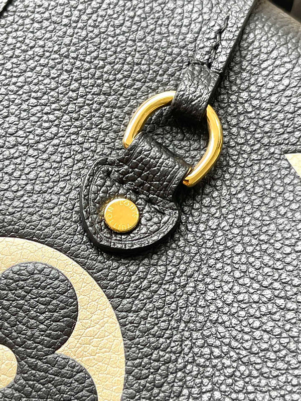 NEVERFULL MM 31 IN PELLE CON STAMPA MONOGRAMMA NERO CREMA