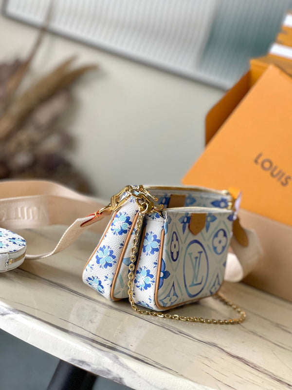 BORSA MULTI ACCESSORI 24 IN TELA CON PIASTRELLE MONOGRAMMA BLU LAGUNA E FERRAMENTA ORO