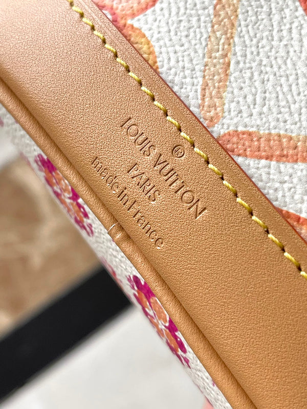 NANO NOÉ 16 IN TELA MONOGRAMMA CORALLO