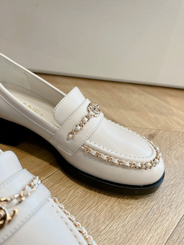 CC Moccasins White Chain Lambskin