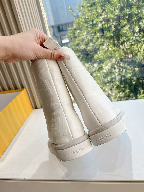 Fendi Apres Chic with FF chamois Boots White Cowhide 475229