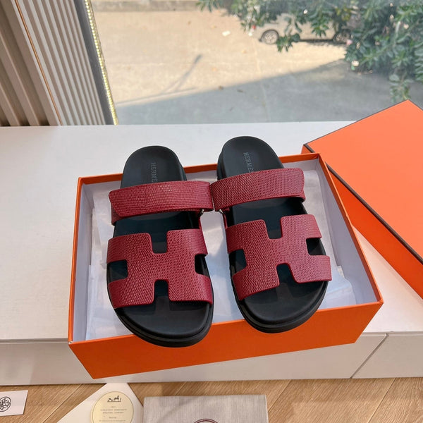 HM Chypre Sandal Blood Red Grained Calfskin 2027966