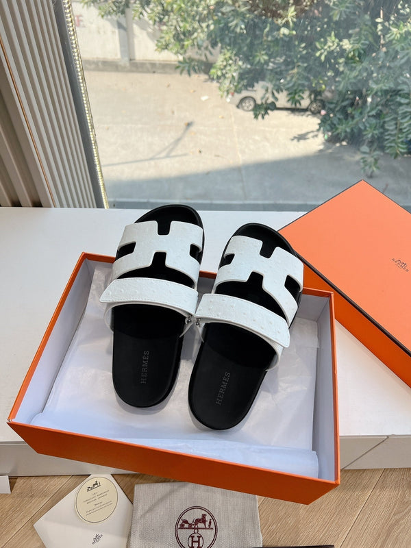 SANDALO CYPRUS IN VITELLO BIANCO MARTELLATO