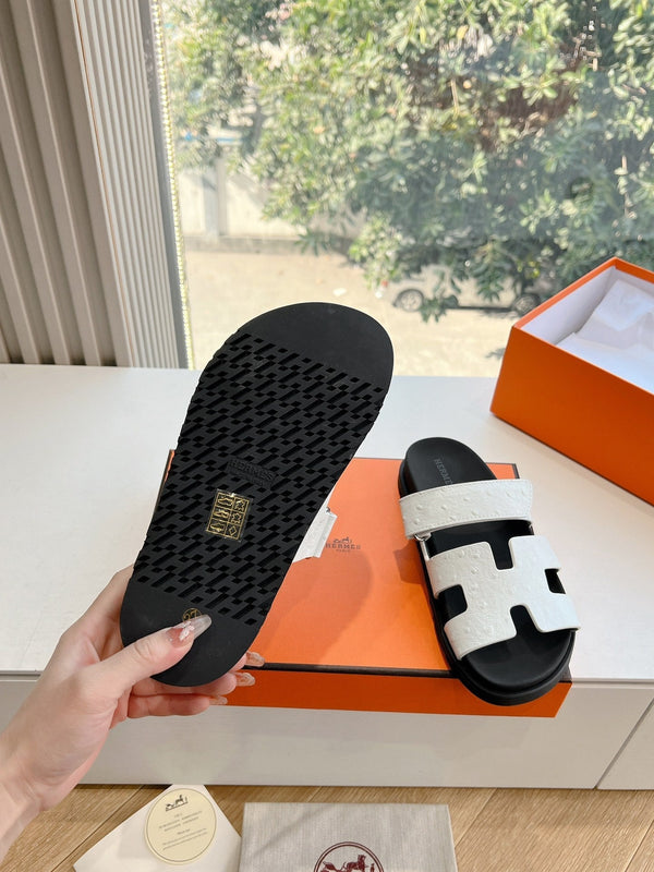 HM Chypre Sandal White Ostrich Leather 202801