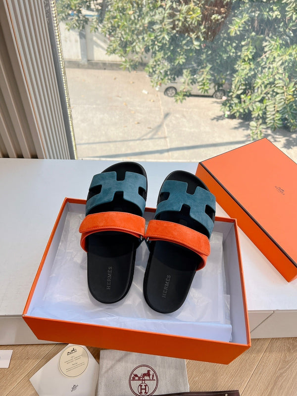 Sandalo HM Cyprus in camoscio verde celadon 202808