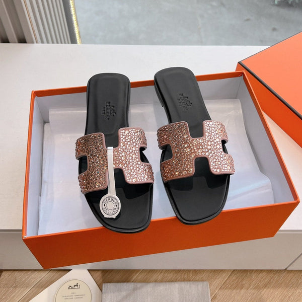 HM 25 Oran Sandal Black Nude Calfskin Rhinestone