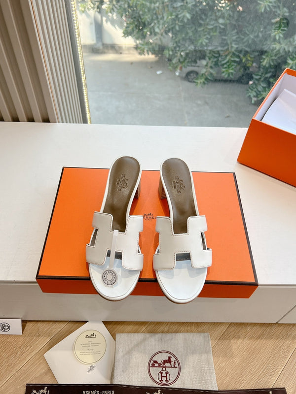 SANDALO OASIS IN VITELLO BIANCO