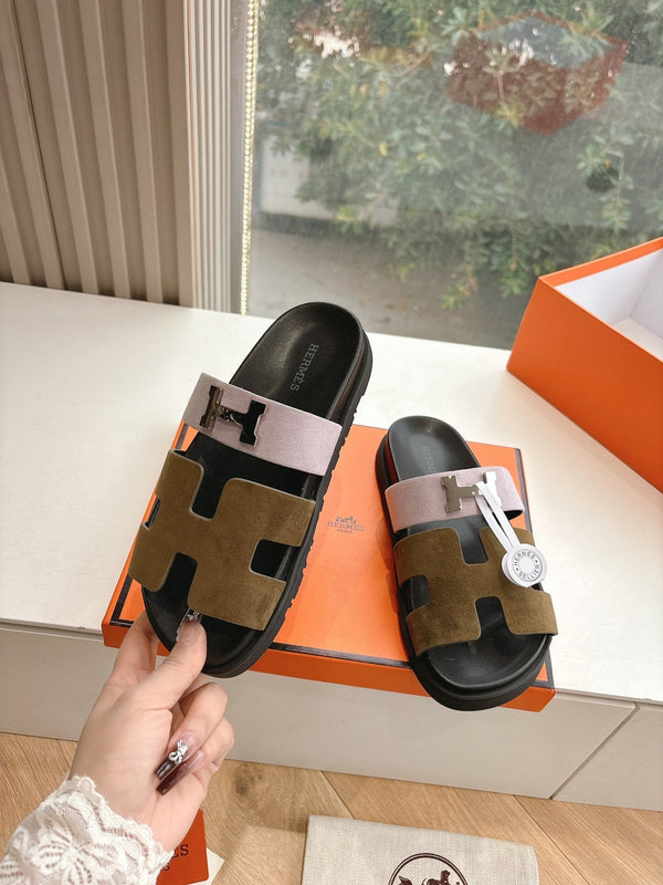 Sandalo HM 25 Cyprus in pelle scamosciata di vitello rosa tundra verde argento H