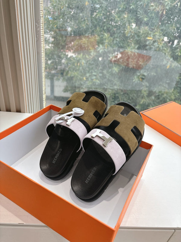 Sandalo HM 25 Cyprus in pelle scamosciata di vitello rosa tundra verde argento H