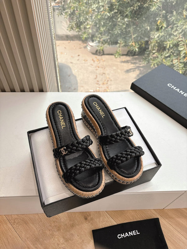 CC Sandals Black original braided 6cm lambskin 202892