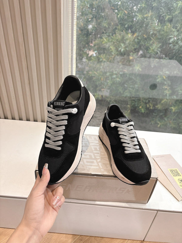RUNNING SOLE SNEAKERS IN BLACK MESH AND SUEDE WHITE CALFSKIN STAR