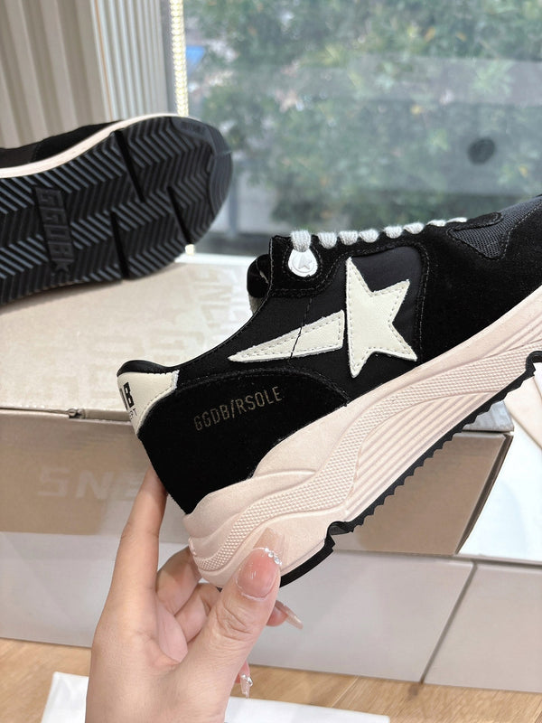 RUNNING SOLE SNEAKERS IN BLACK MESH AND SUEDE WHITE CALFSKIN STAR