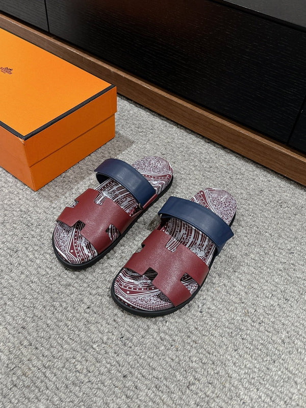 SANDALO CYPRUS IN PELLE DI VITELLO COLOR UMBRA BRUCIATO, UNICO