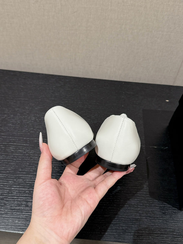 ballet flat flower white calfskin black patent calfskin