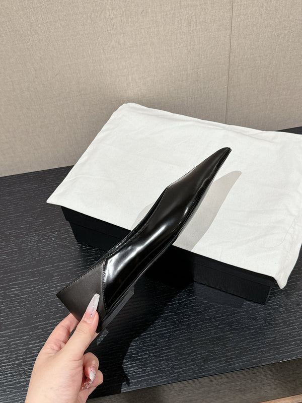 SL NOUR POINTED TOE BALLET BLACK CALFSKIN