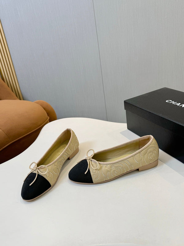 CC 25ss Métiers d’art Ballet Flats 10mm Black Beige Fabric Grosgrain 417040