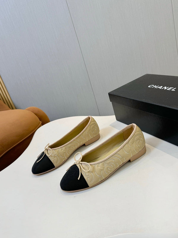 CC 25ss Métiers d’art Ballet Flats 10mm Black Beige Fabric Grosgrain 417040