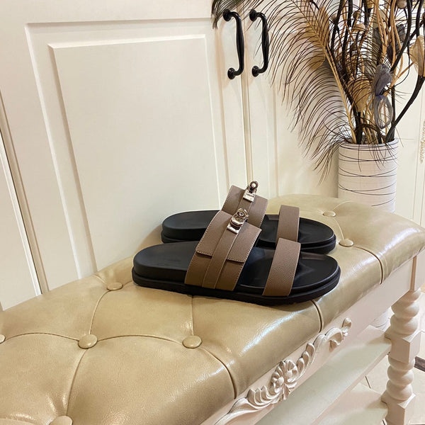 Sandalo HM Jackson in pelle di vacchetta marrone scuro 958026