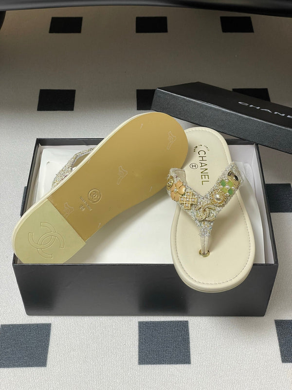 CC Spring-Summer 25P Thongs Cream Tweed anb Metal 247688