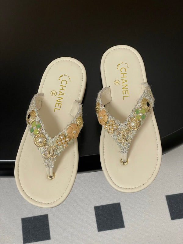 CC Spring-Summer 25P Thongs Cream Tweed anb Metal 247688