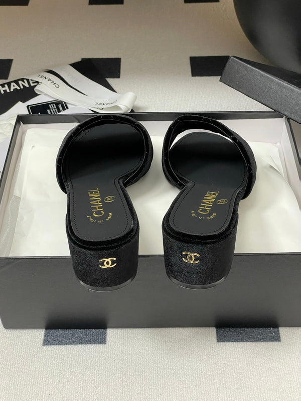 25S Embroidery Double C Mule 50mm Black Velvet 247575