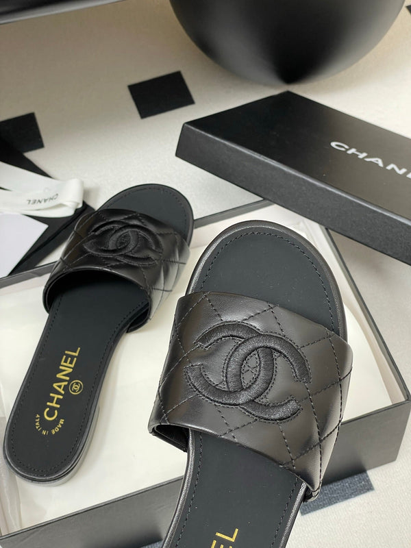 25S Embroidery Double C Mule 15mm Black Lambskin 247582